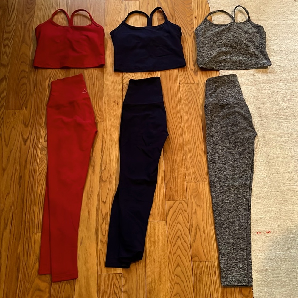 Beyond Yoga sets — size small!! GRAY available